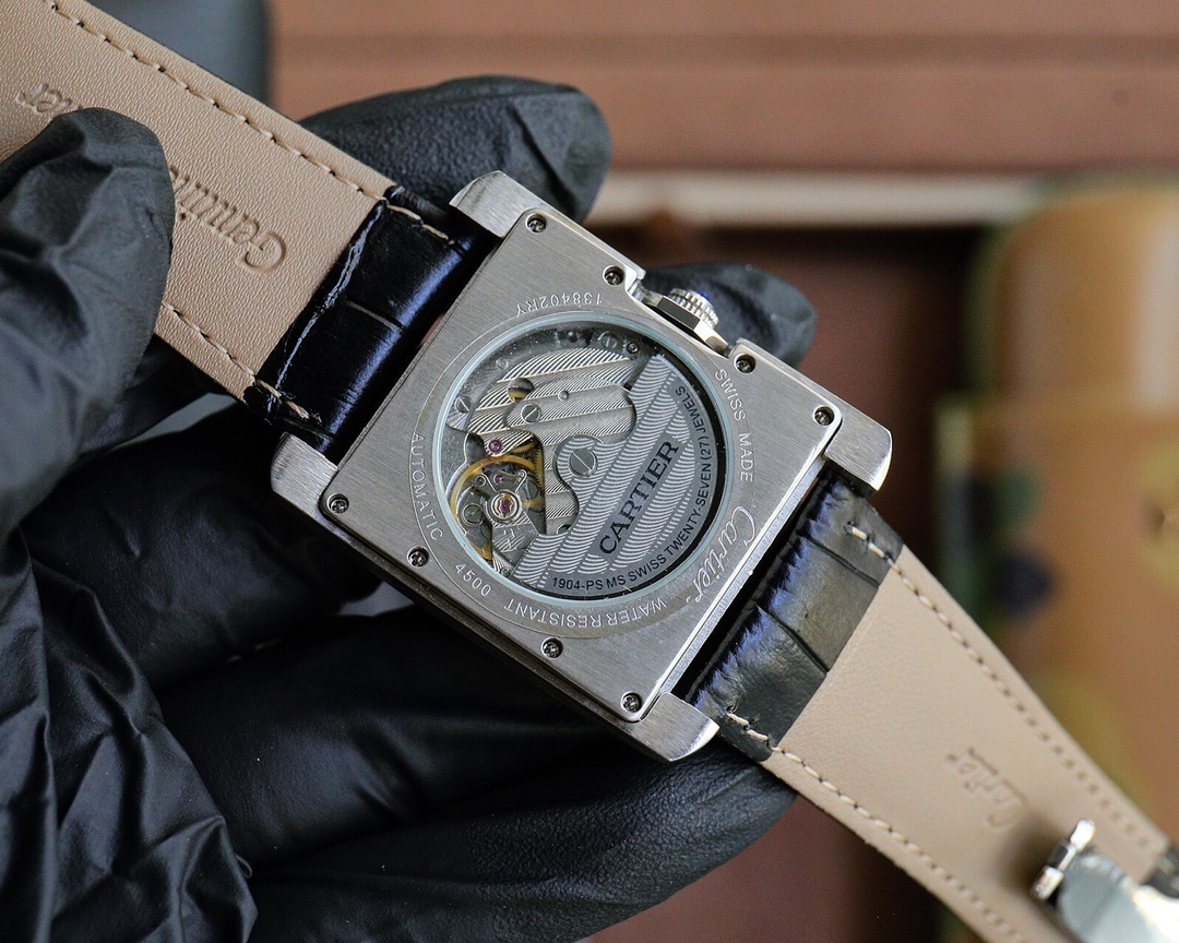 Cartier tank 34