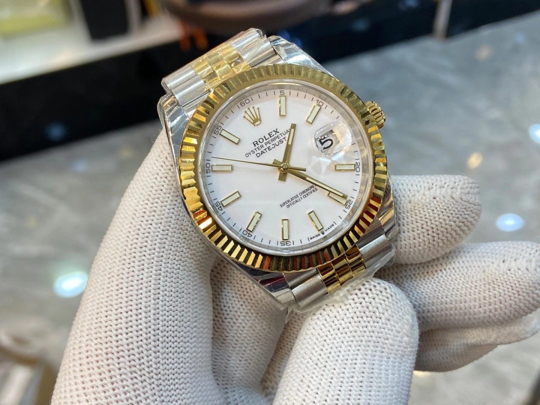 Rolex Most Beautiful White Log 41mm diameter