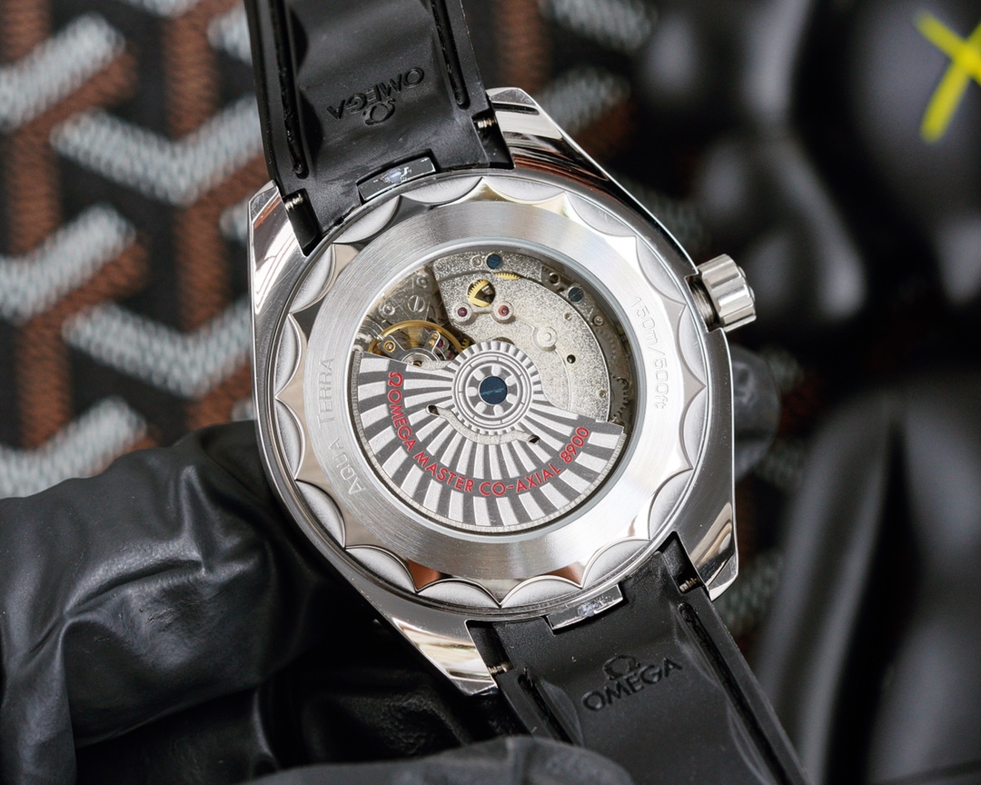 OMEGA Seahorse Earth Series 6765